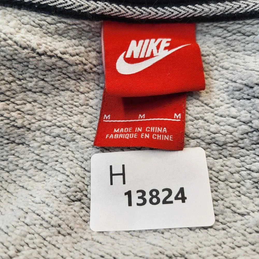 Nike Women Sweatshirt Medium Gray Camo Logo Rally AOP‎ Scoop Neck Pullover